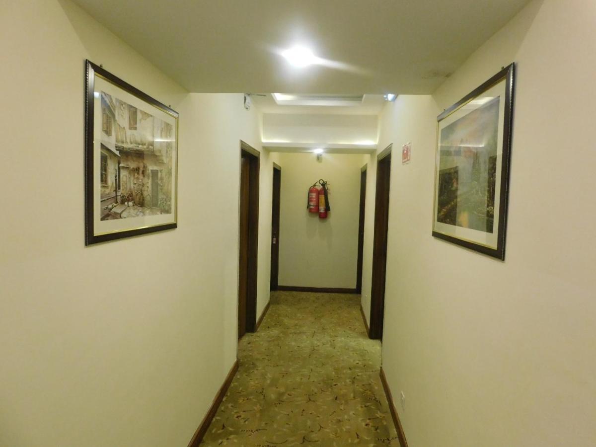 Hotel Diplomat Islamabad Exterior foto