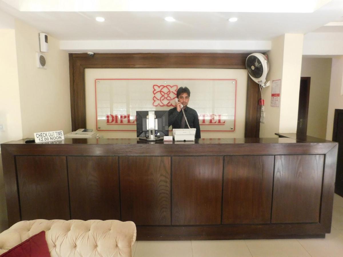 Hotel Diplomat Islamabad Exterior foto