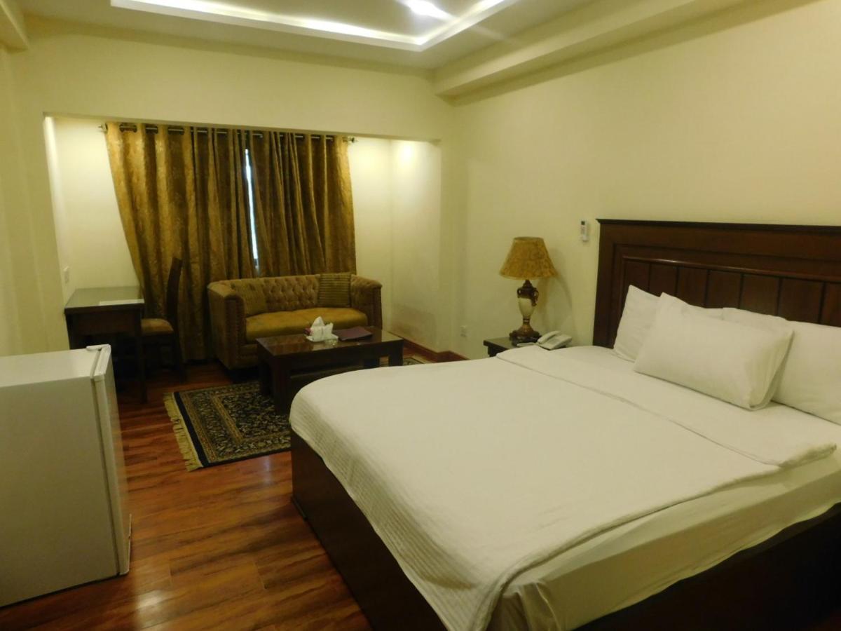 Hotel Diplomat Islamabad Exterior foto